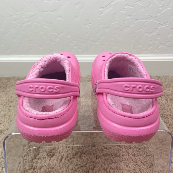 Crocs Kids Classic Lined Clog in Pink - Picture 7 of 14